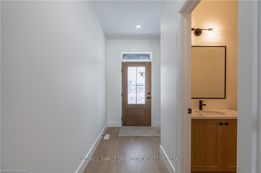 Photo 6 of 141 Scotts Drive, Lucan Biddulph, Lucan — HOMEH