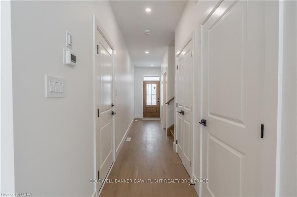 Photo 9 of 141 Scotts Drive, Lucan Biddulph, Lucan — HOMEH