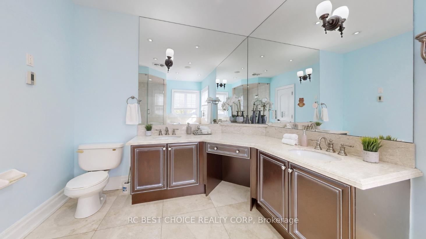 Photo 3 of 12 George Martin Drive, Markham, Village Green-South Unionville — HOMEH