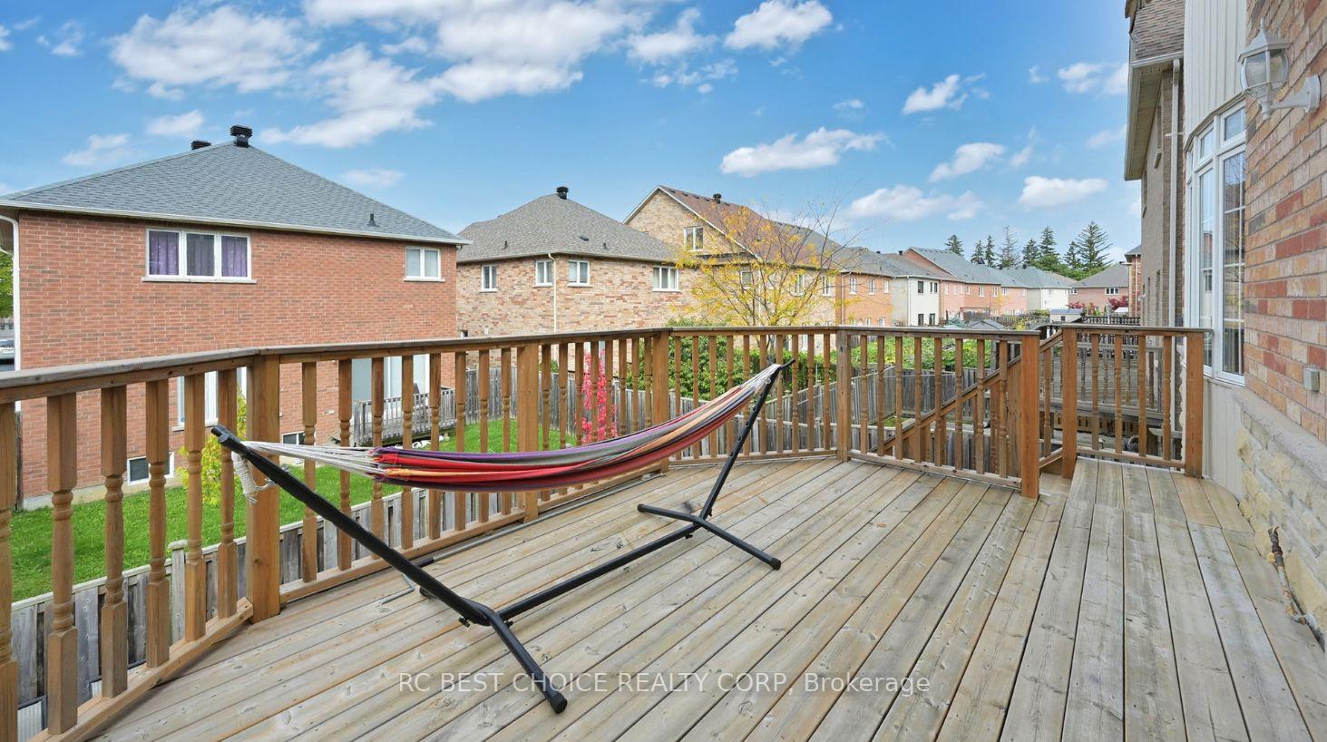 Photo 8 of 12 George Martin Drive, Markham, Village Green-South Unionville — HOMEH