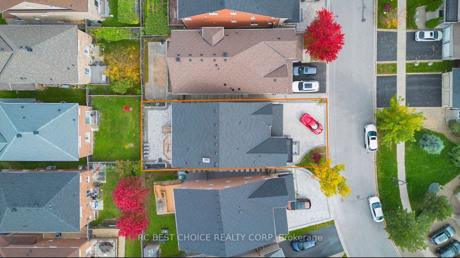 Photo 11 of 12 George Martin Drive, Markham, Village Green-South Unionville — HOMEH