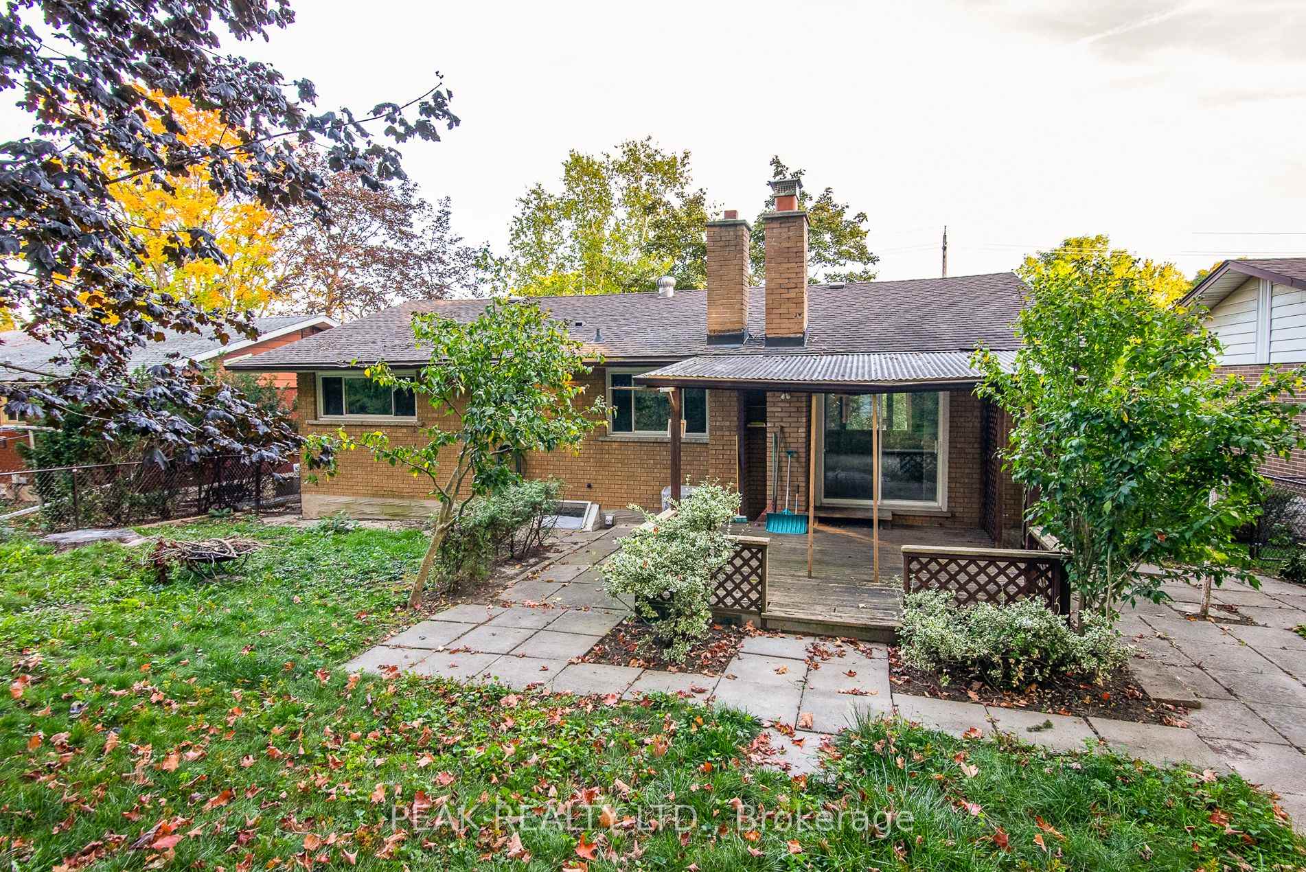Photo 5 of 444 Greenbrook Drive, Kitchener — HOMEH