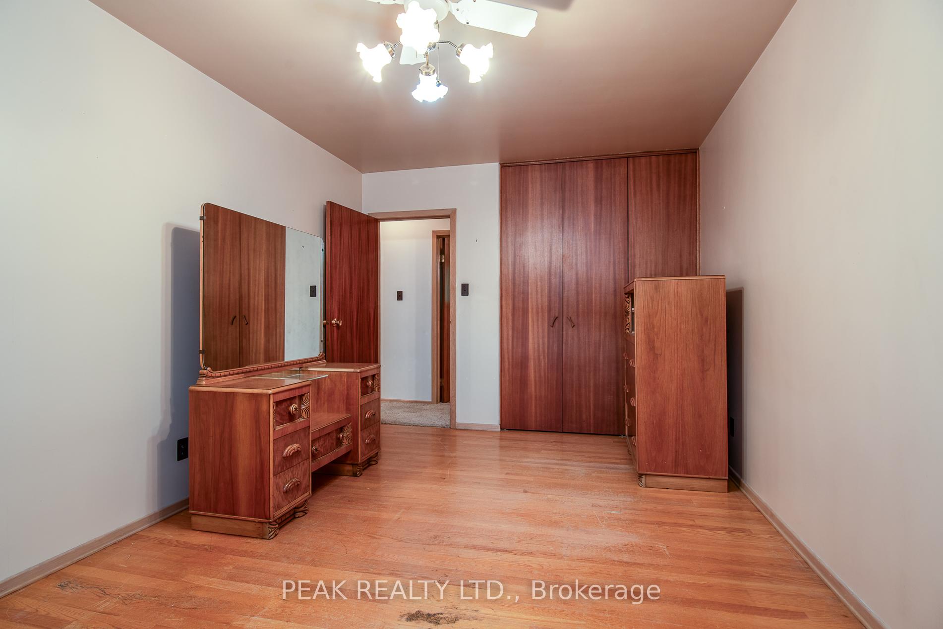Photo 24 of 444 Greenbrook Drive, Kitchener — HOMEH