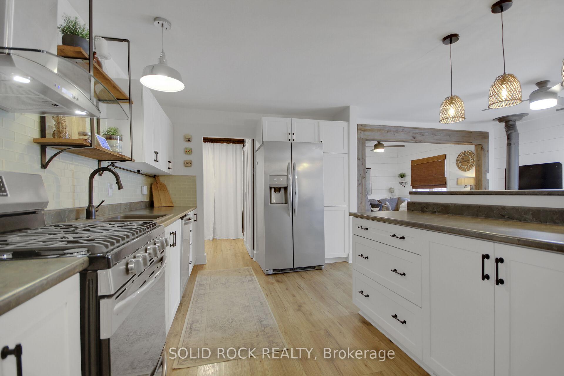 Photo 11 of 14 Smeltzer Lane, McNab/Braeside, Mcnab/Braeside Twps — HOMEH