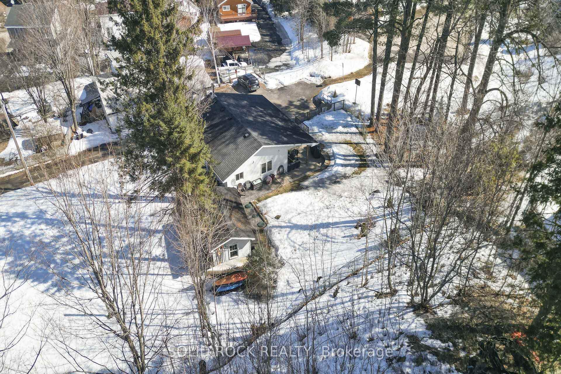 Photo 31 of 14 Smeltzer Lane, McNab/Braeside, Mcnab/Braeside Twps — HOMEH