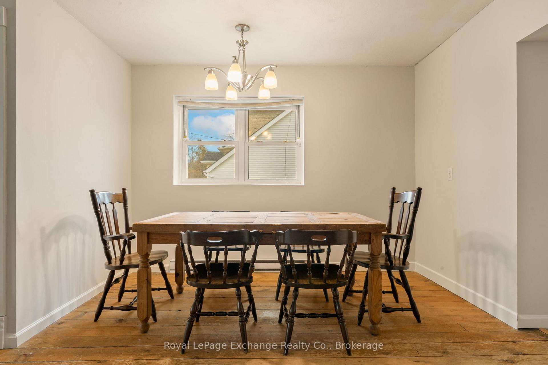 Photo 10 of 545 Queen Street, Kincardine — HOMEH