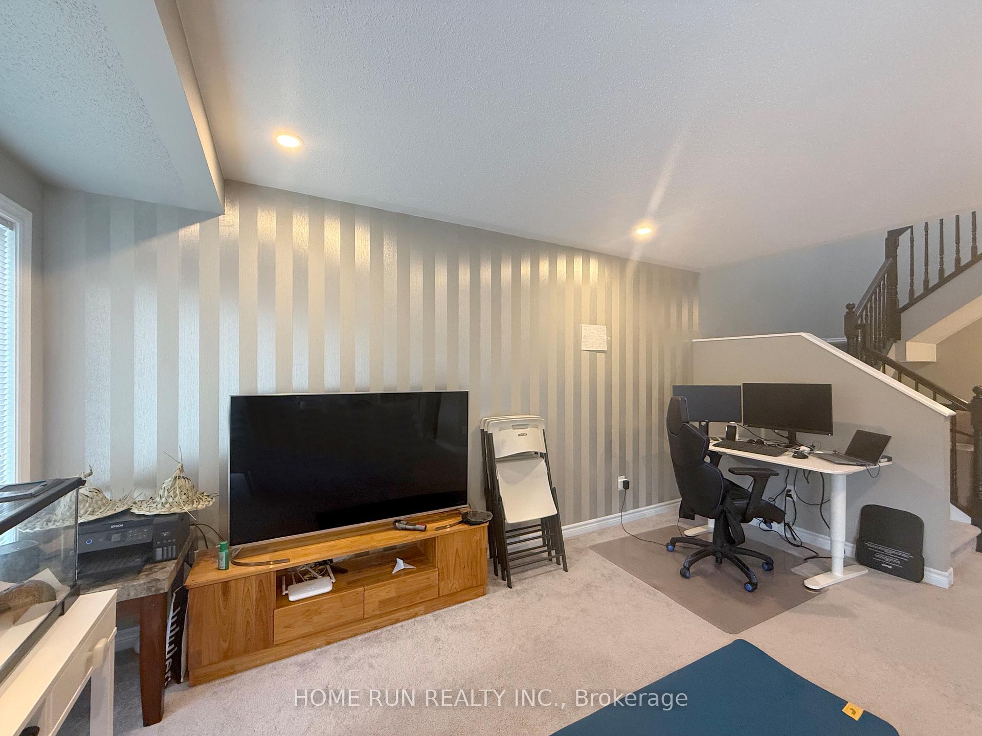 Photo 8 of 574 Paine Avenue, Ottawa, Kanata - Kanata Lakes/Heritage Hills — HOMEH
