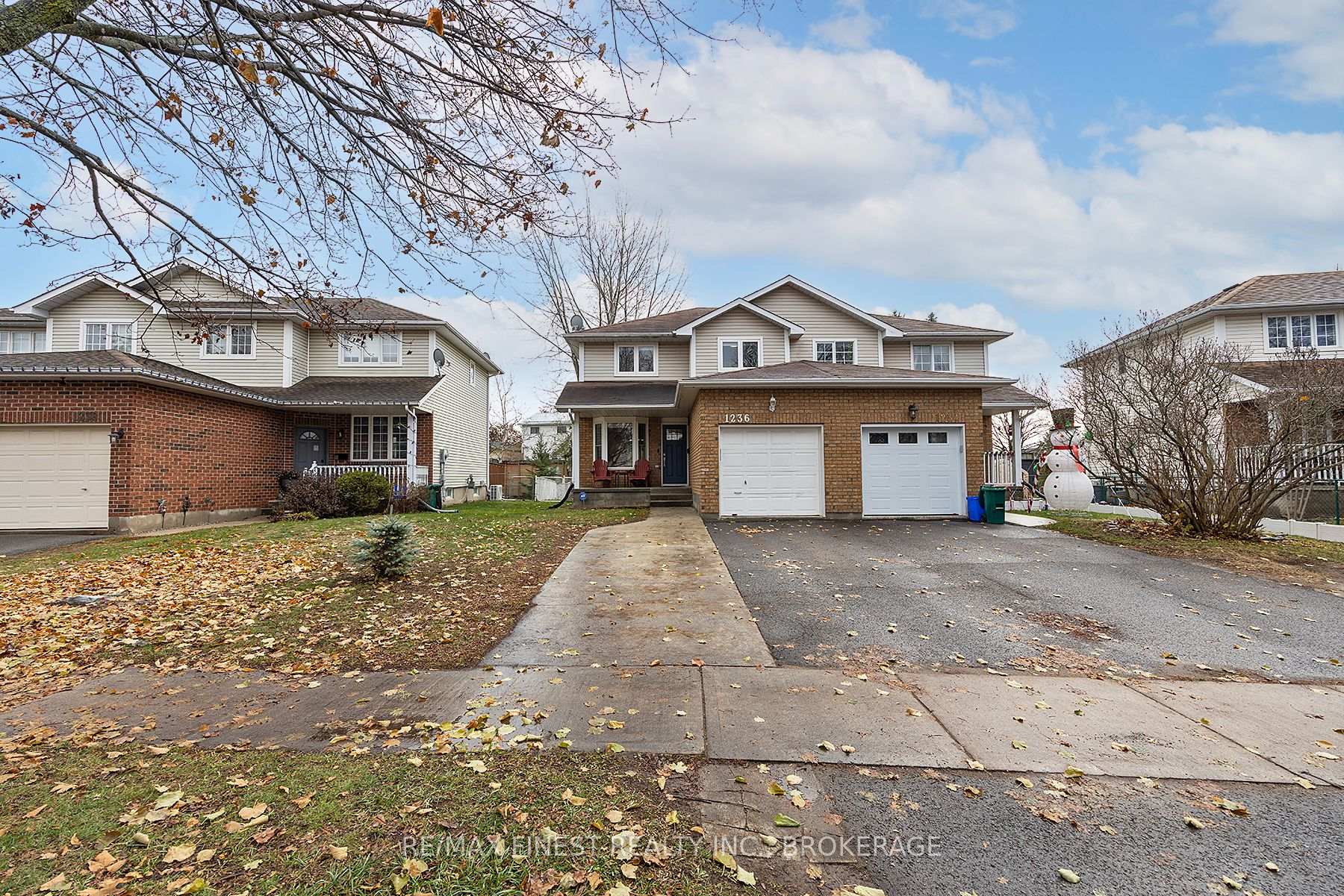 Photo 2 of 1236 Brackenwood Crescent, Kingston, City Northwest — HOMEH