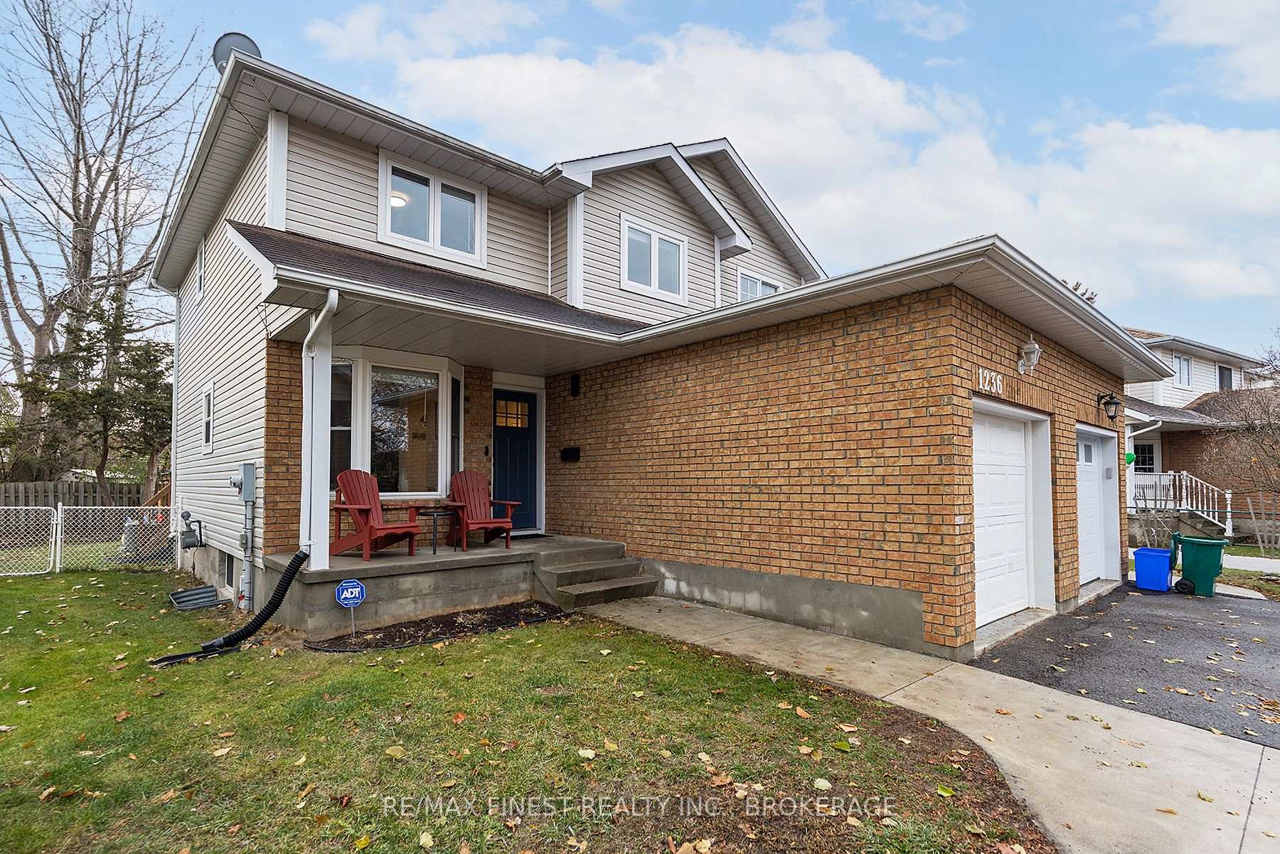 Photo 5 of 1236 Brackenwood Crescent, Kingston, City Northwest — HOMEH