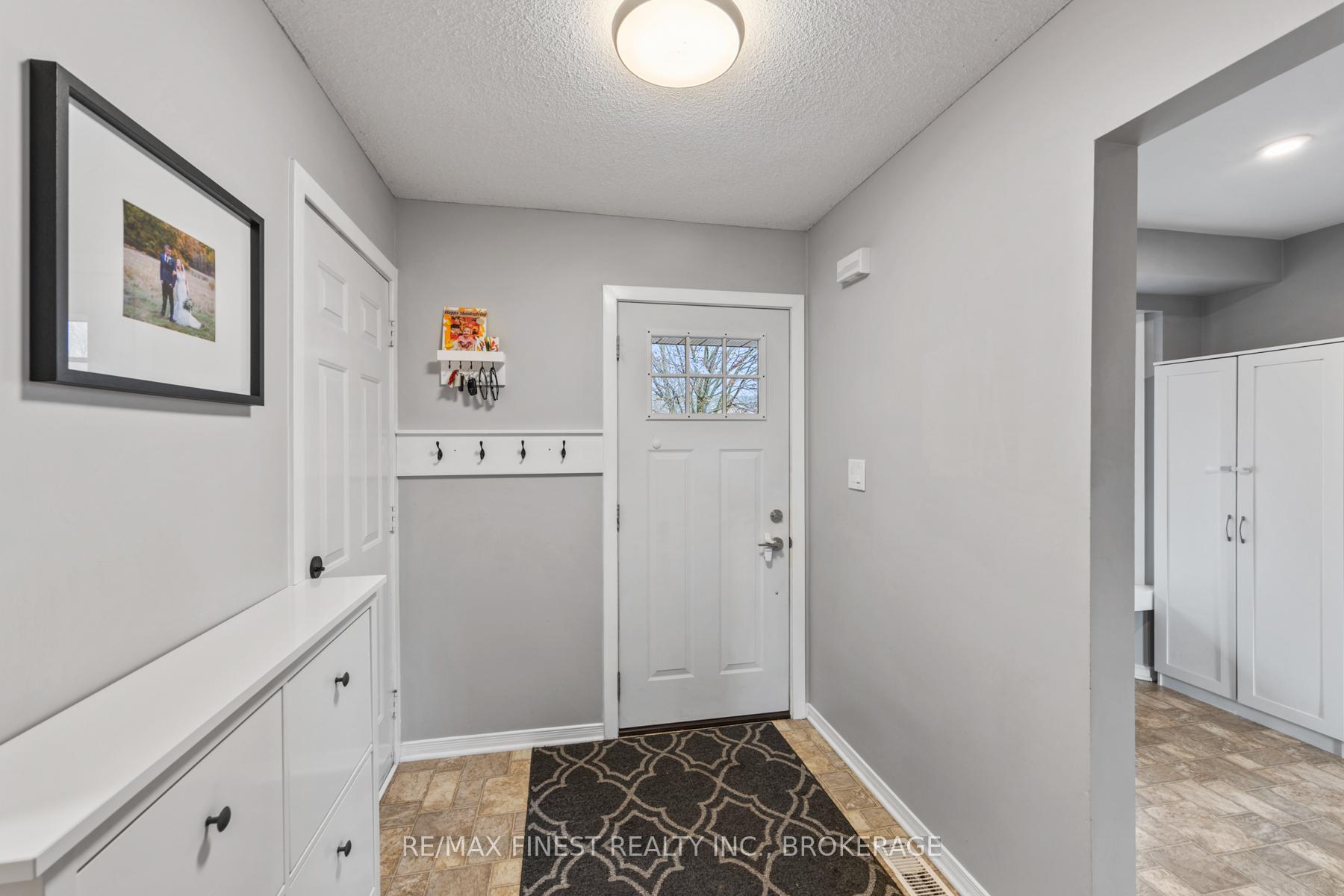 Photo 14 of 1236 Brackenwood Crescent, Kingston, City Northwest — HOMEH