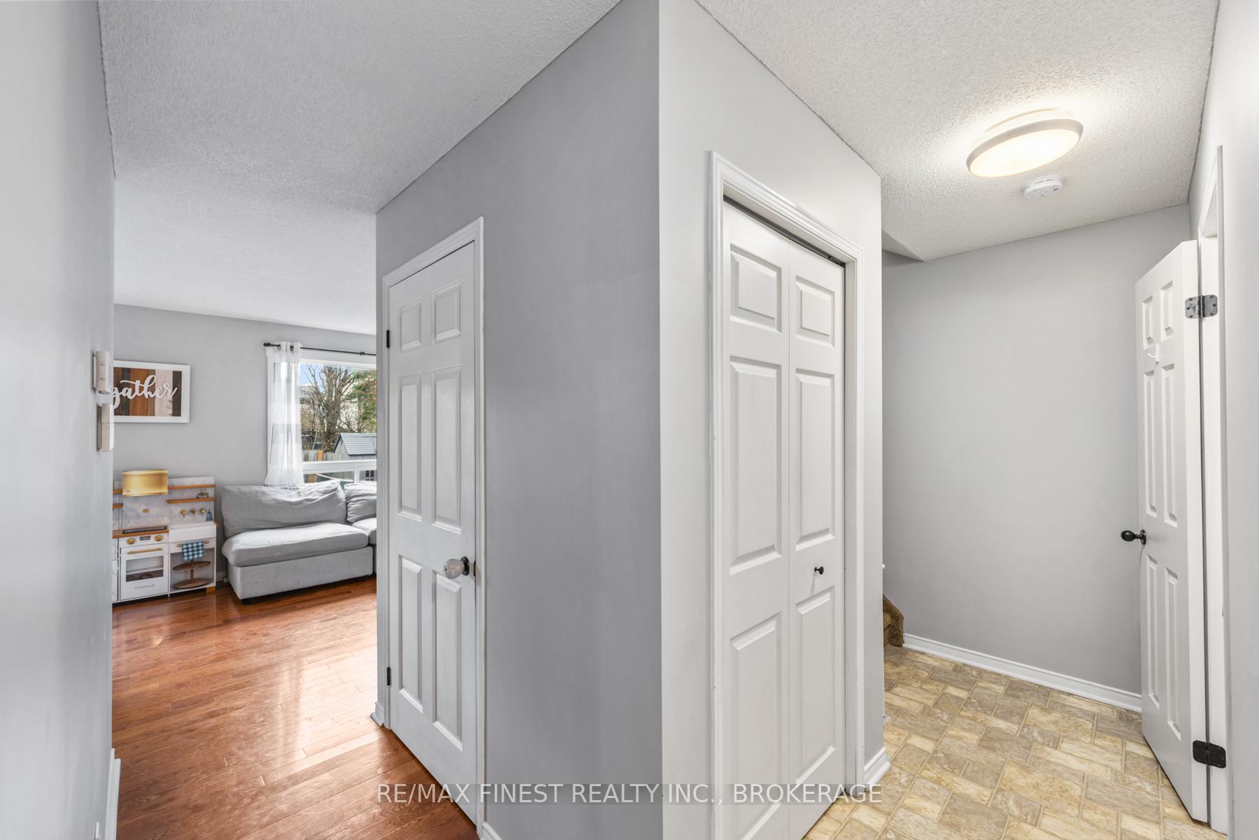 Photo 16 of 1236 Brackenwood Crescent, Kingston, City Northwest — HOMEH
