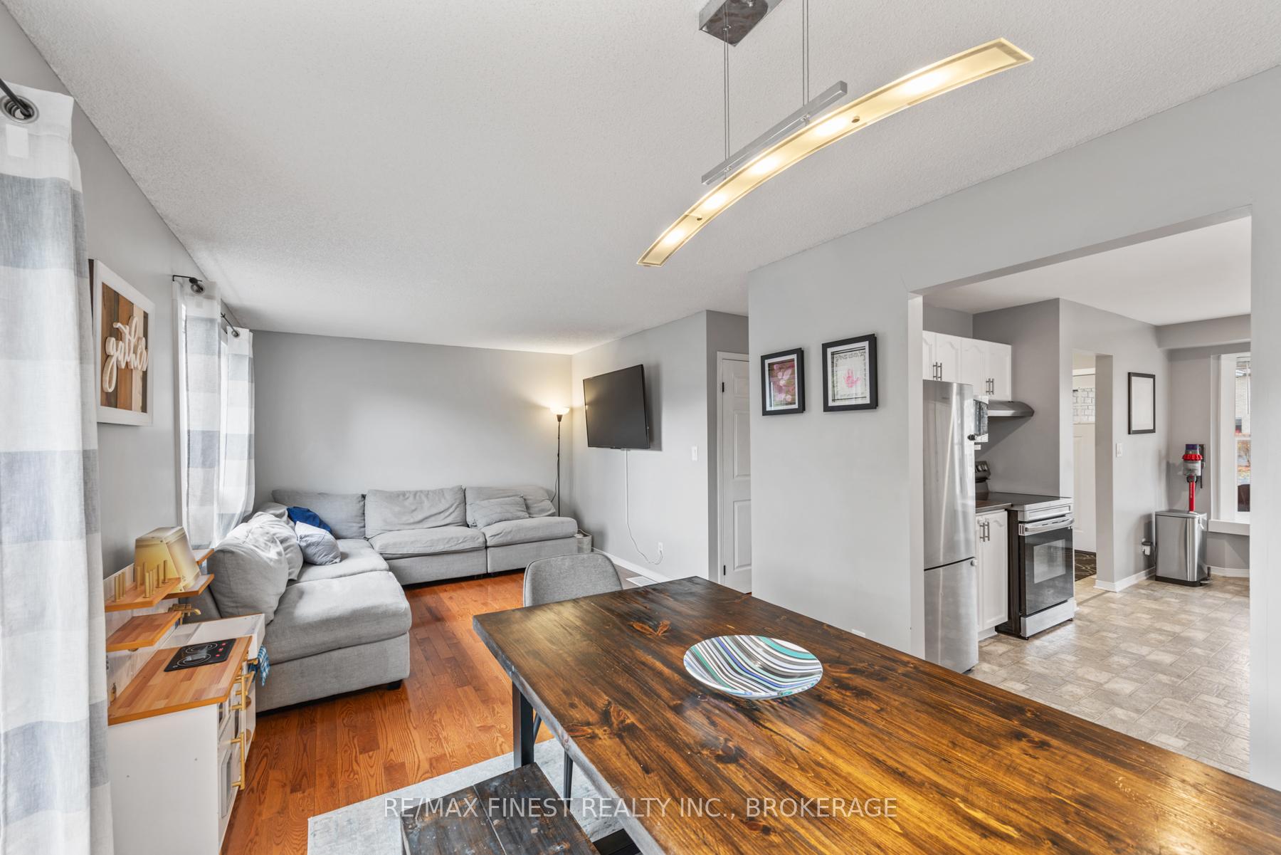 Photo 23 of 1236 Brackenwood Crescent, Kingston, City Northwest — HOMEH
