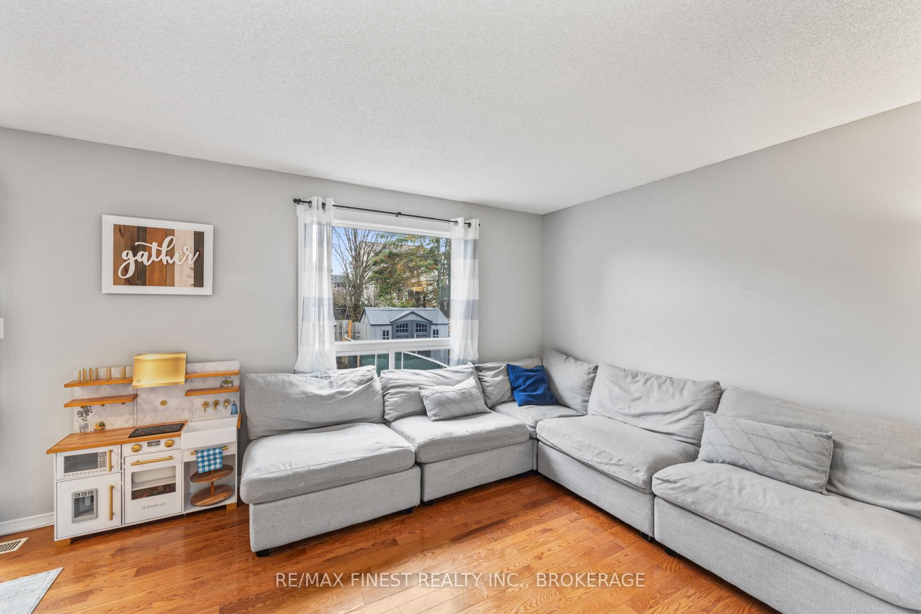 Photo 25 of 1236 Brackenwood Crescent, Kingston, City Northwest — HOMEH