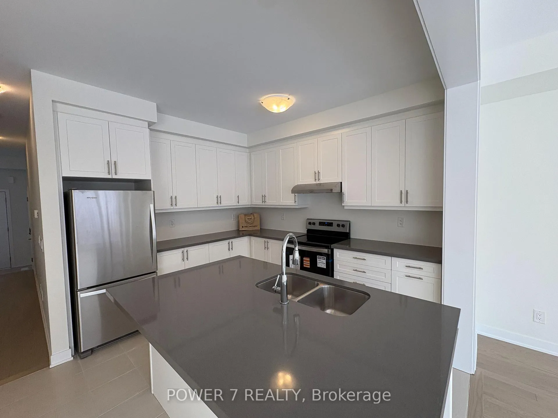 Photo 10 of 14 Harvey Bunker Crescent, Markham, Angus Glen — HOMEH