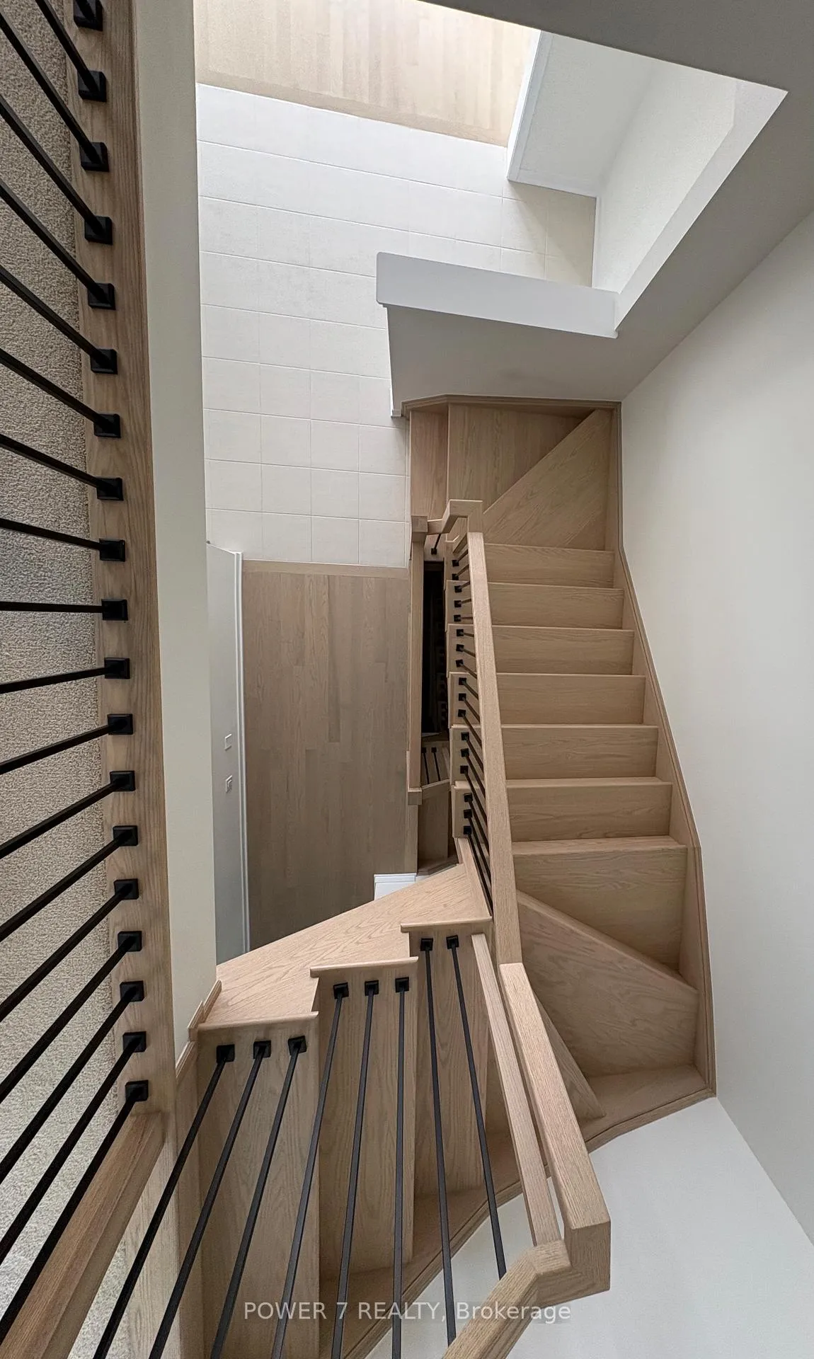 Photo 32 of 14 Harvey Bunker Crescent, Markham, Angus Glen — HOMEH