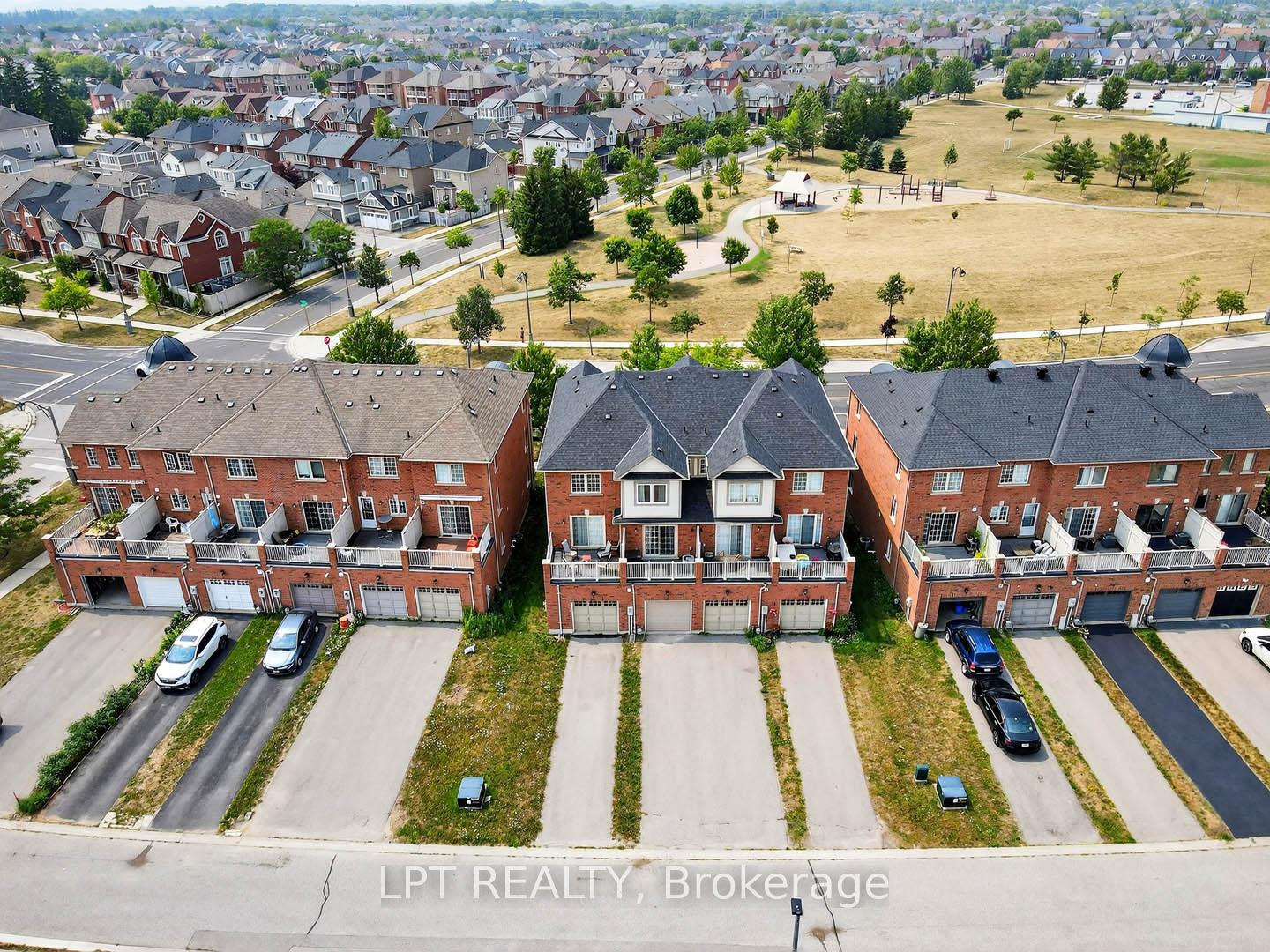 Photo 2 of 2624 Bur Oak Avenue, Markham, Cornell — HOMEH