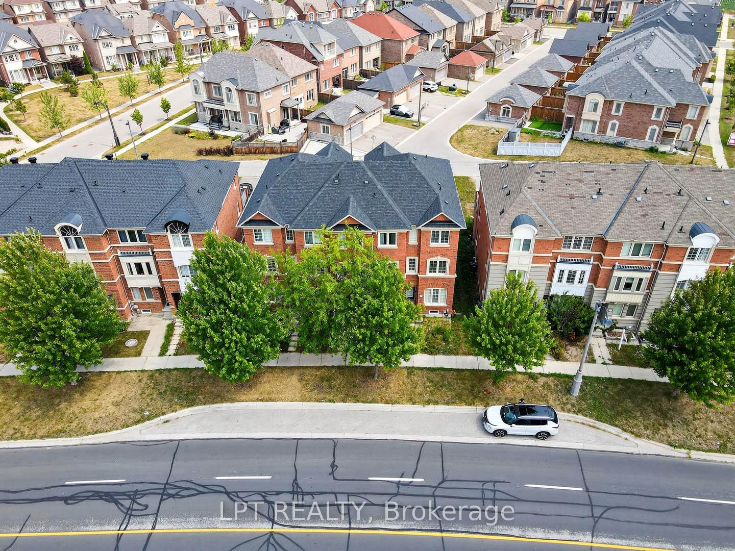 Photo 4 of 2624 Bur Oak Avenue, Markham, Cornell — HOMEH