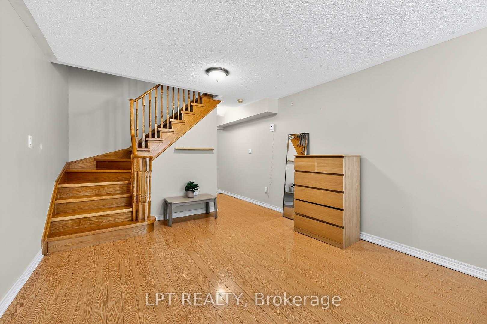 Photo 6 of 2624 Bur Oak Avenue, Markham, Cornell — HOMEH
