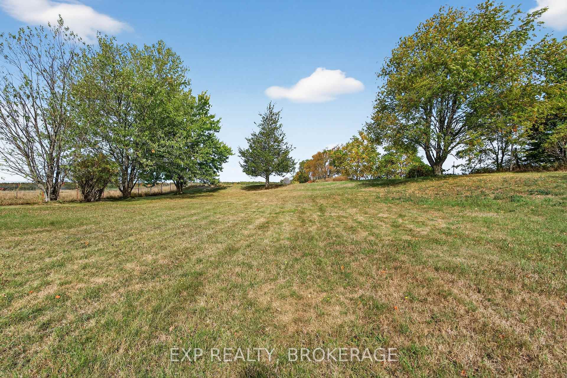 Photo 23 of 1195 Simmons Road, Loyalist, Lennox and Addington - South — HOMEH