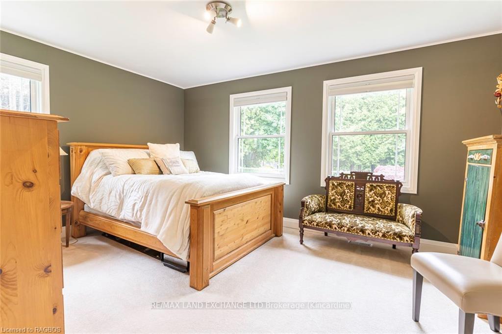 Photo 25 of 40 Albert Road, Kincardine — HOMEH