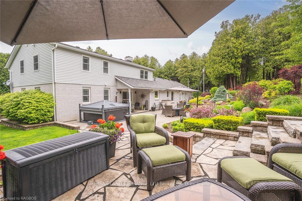 Photo 35 of 40 Albert Road, Kincardine — HOMEH