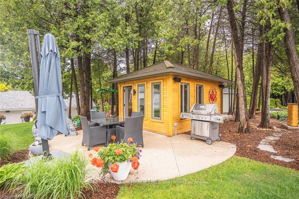 Photo 37 of 40 Albert Road, Kincardine — HOMEH