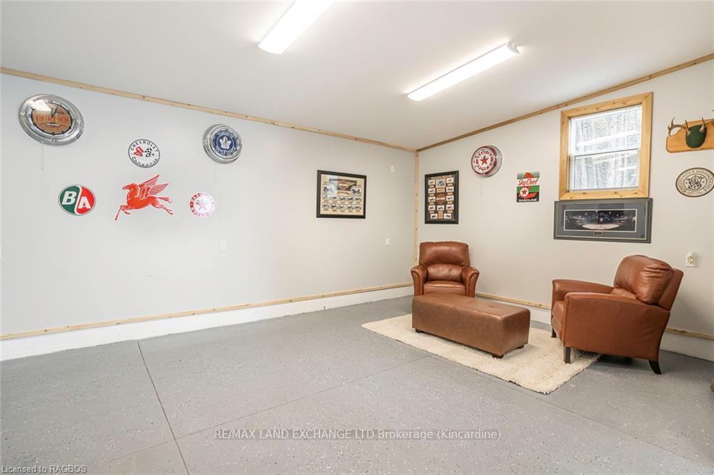 Photo 41 of 40 Albert Road, Kincardine — HOMEH