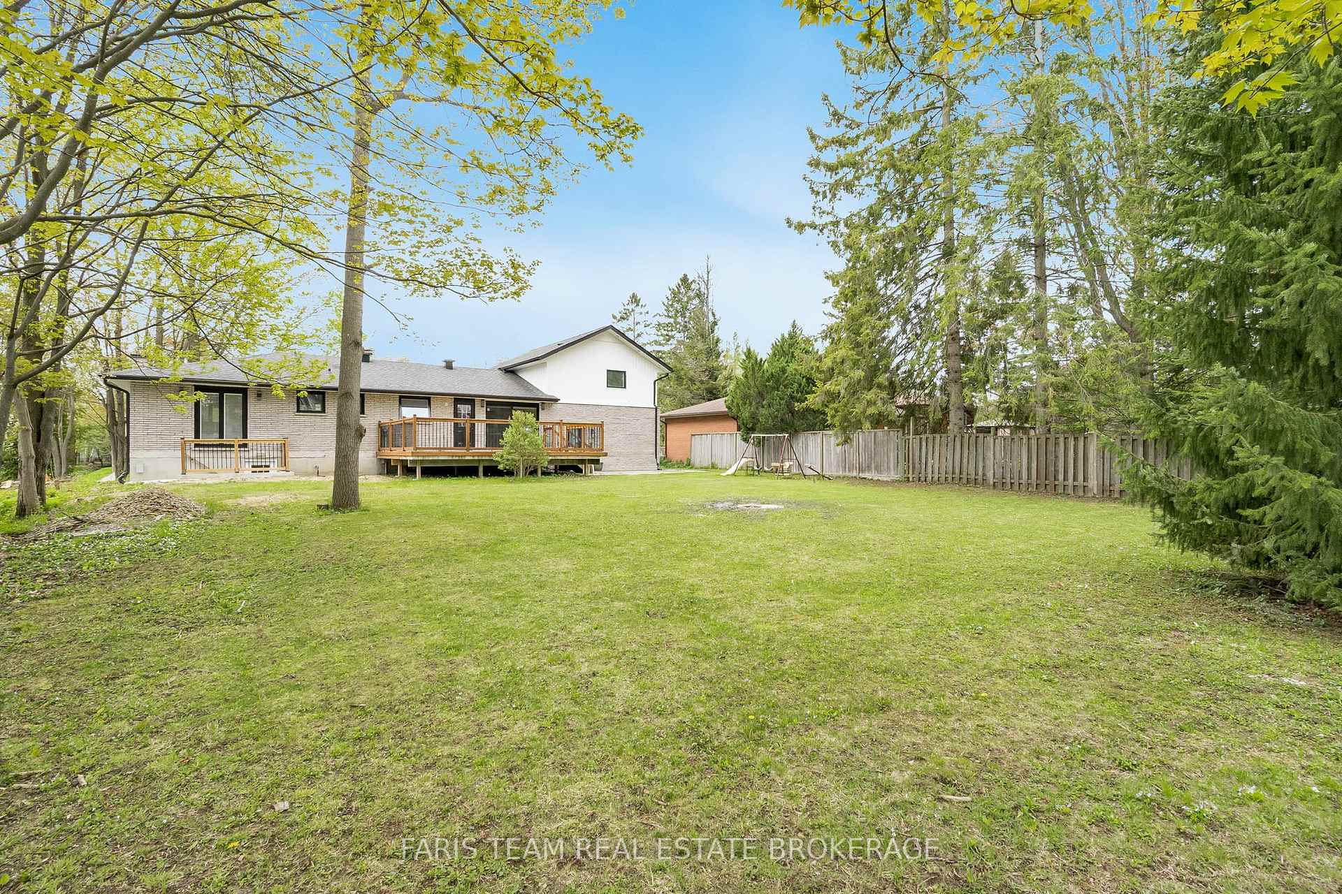 Photo 23 of 748 Trinity Street, Innisfil, Alcona — HOMEH