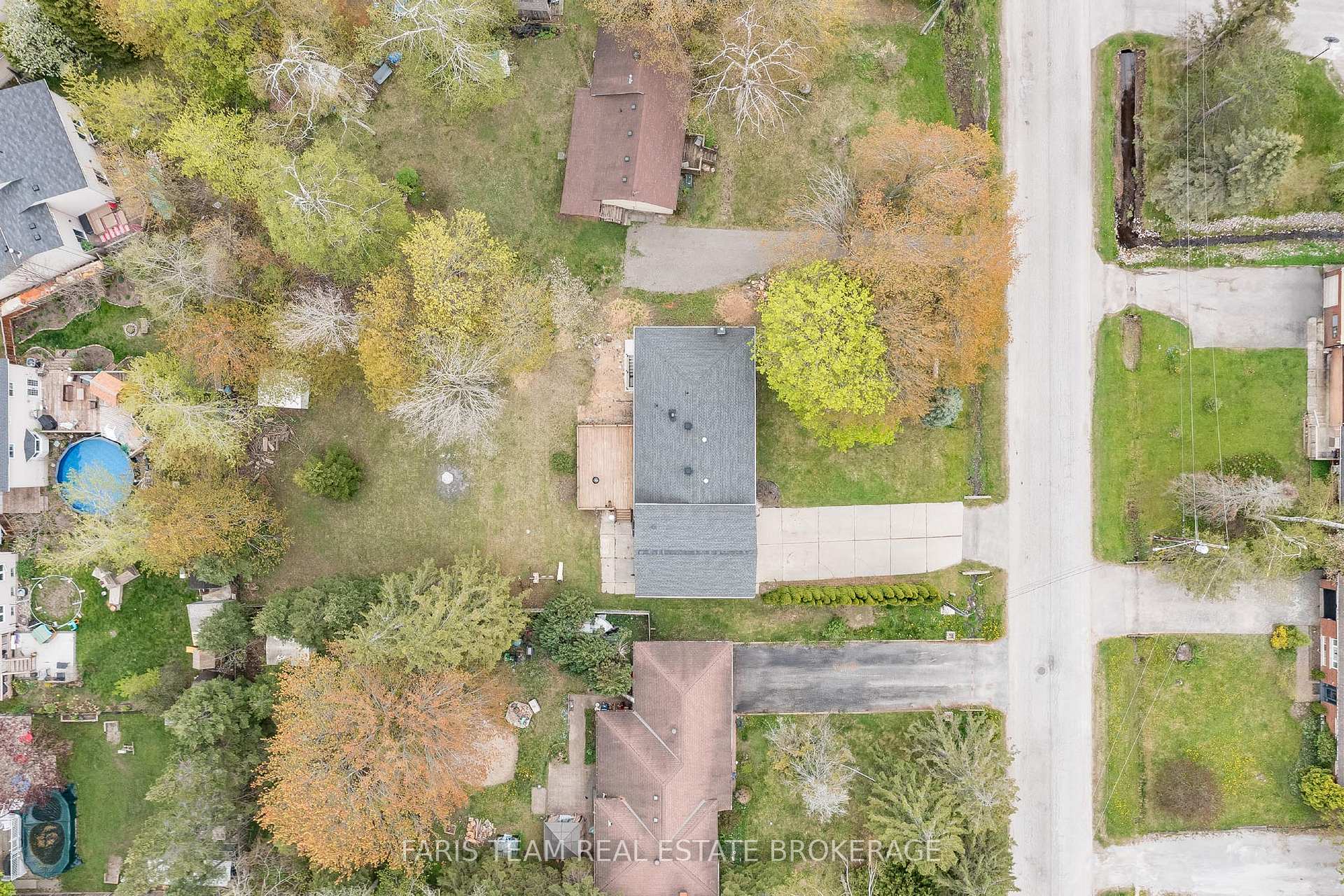 Photo 24 of 748 Trinity Street, Innisfil, Alcona — HOMEH