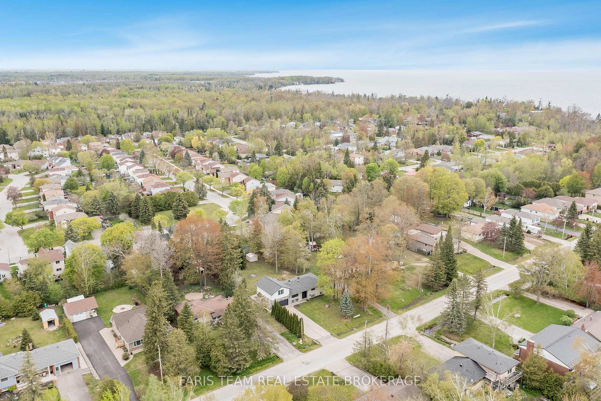 Photo 25 of 748 Trinity Street, Innisfil, Alcona — HOMEH