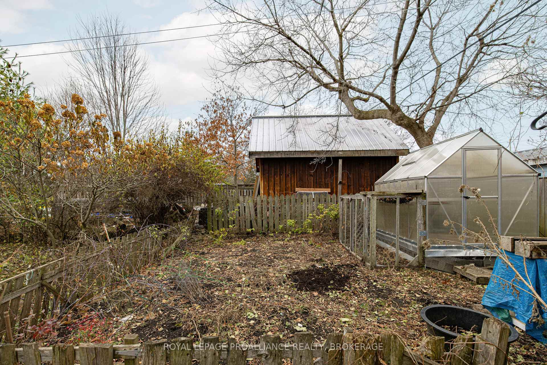 Photo 10 of 113 Charles Street, Kingston, East of Sir John A. Blvd — HOMEH