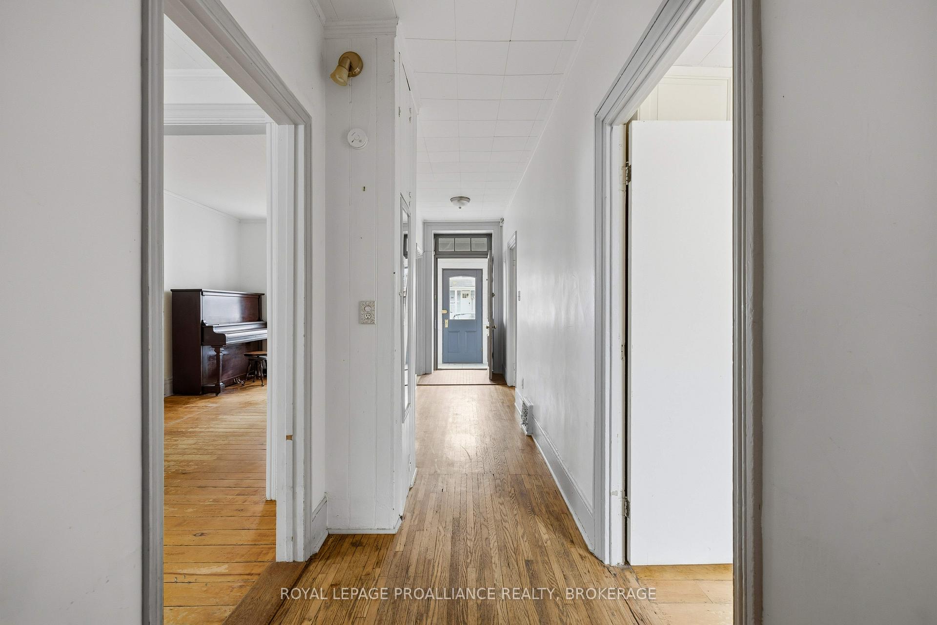 Photo 14 of 113 Charles Street, Kingston, East of Sir John A. Blvd — HOMEH