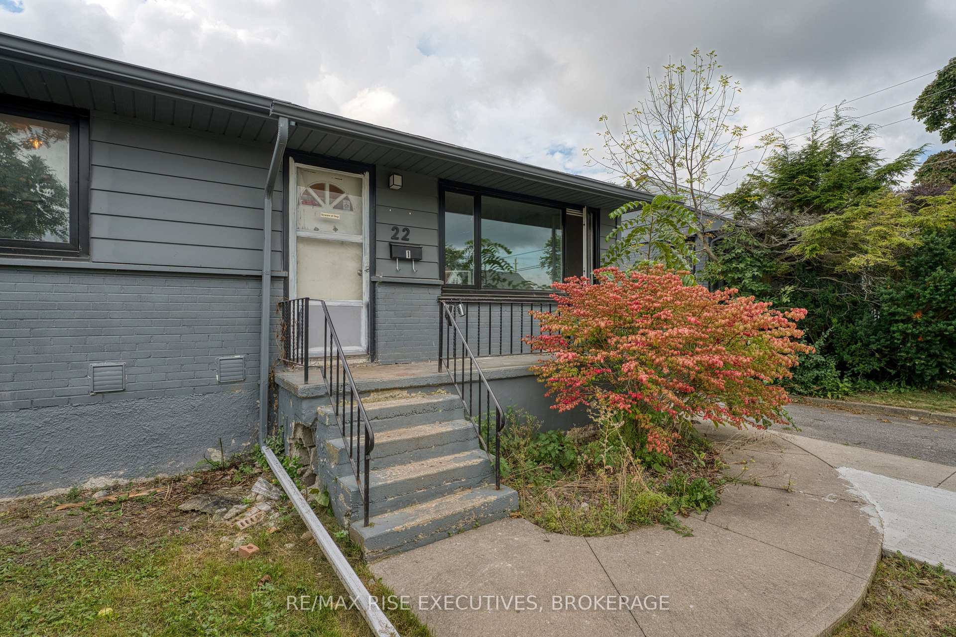 Photo 1 of Unit 1, 22 Ruskin Street, Kingston, East of Sir John A. Blvd — HOMEH