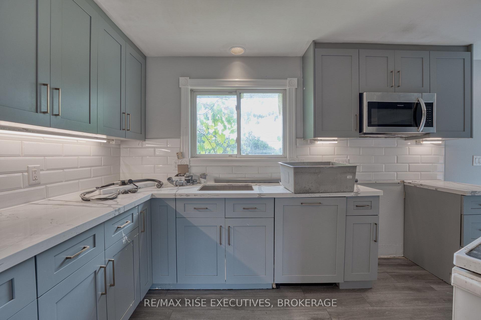 Photo 6 of Unit 1, 22 Ruskin Street, Kingston, East of Sir John A. Blvd — HOMEH