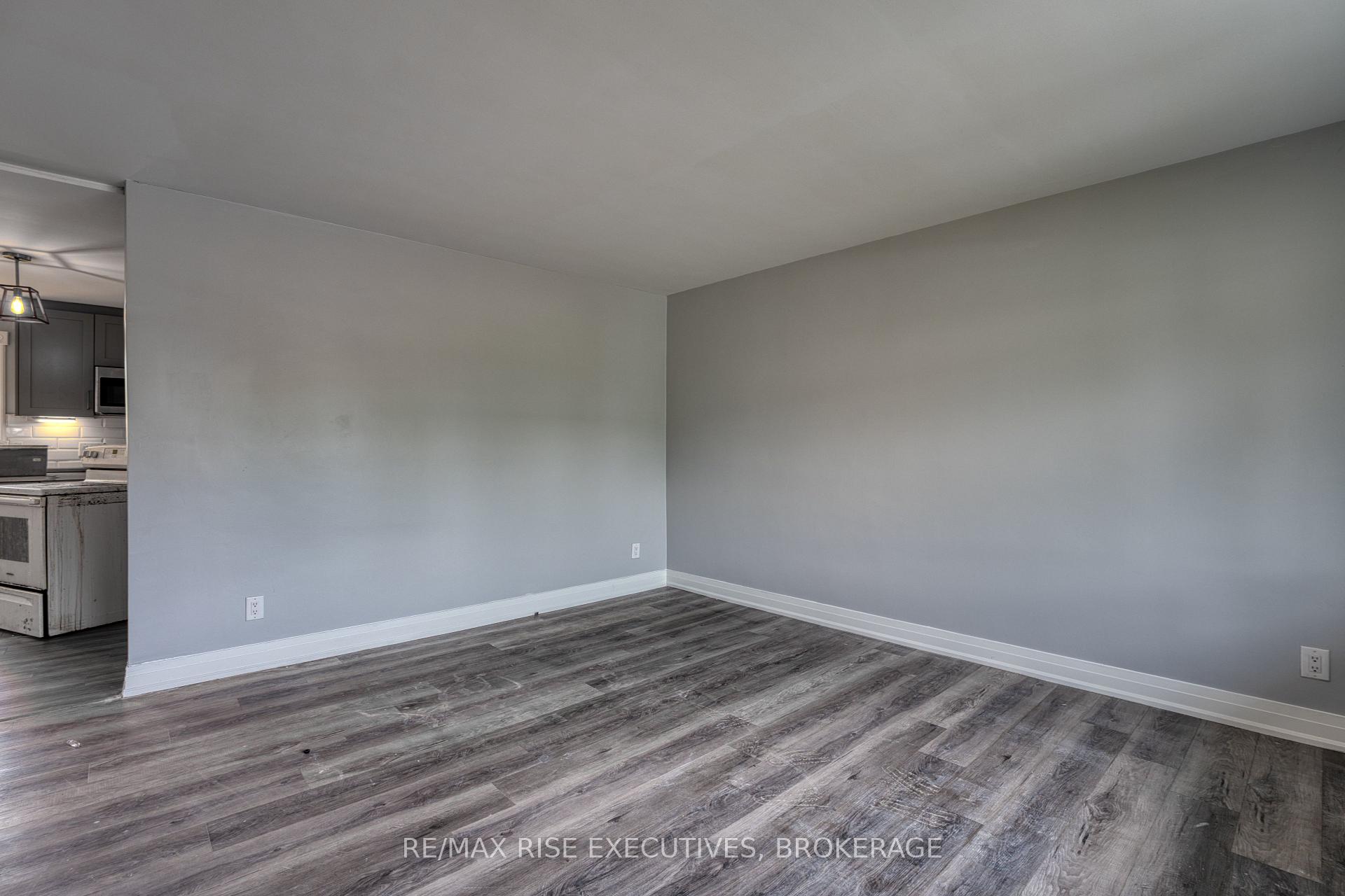 Photo 9 of Unit 1, 22 Ruskin Street, Kingston, East of Sir John A. Blvd — HOMEH