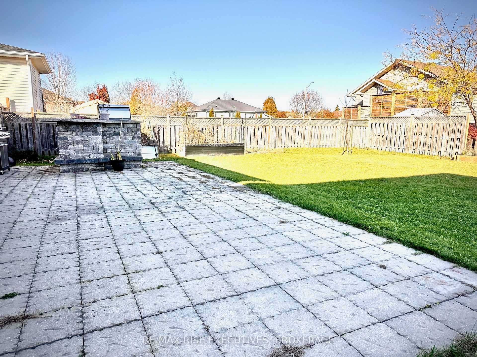 Photo 5 of 123 Macdougall Drive, Loyalist, Amherstview — HOMEH