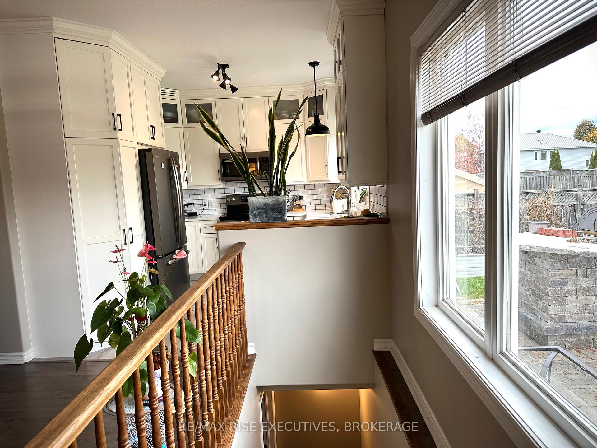 Photo 14 of 123 Macdougall Drive, Loyalist, Amherstview — HOMEH