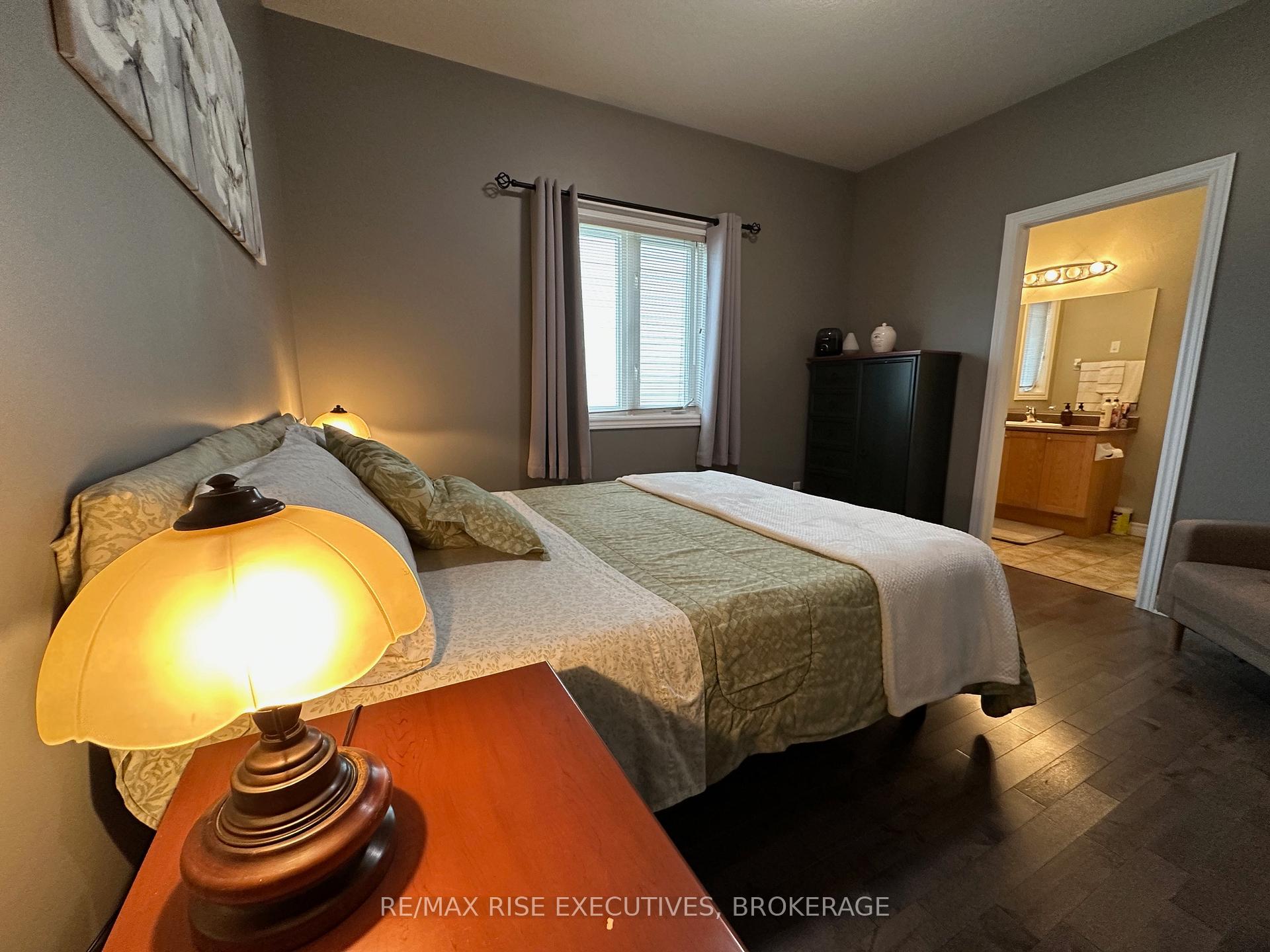 Photo 21 of 123 Macdougall Drive, Loyalist, Amherstview — HOMEH