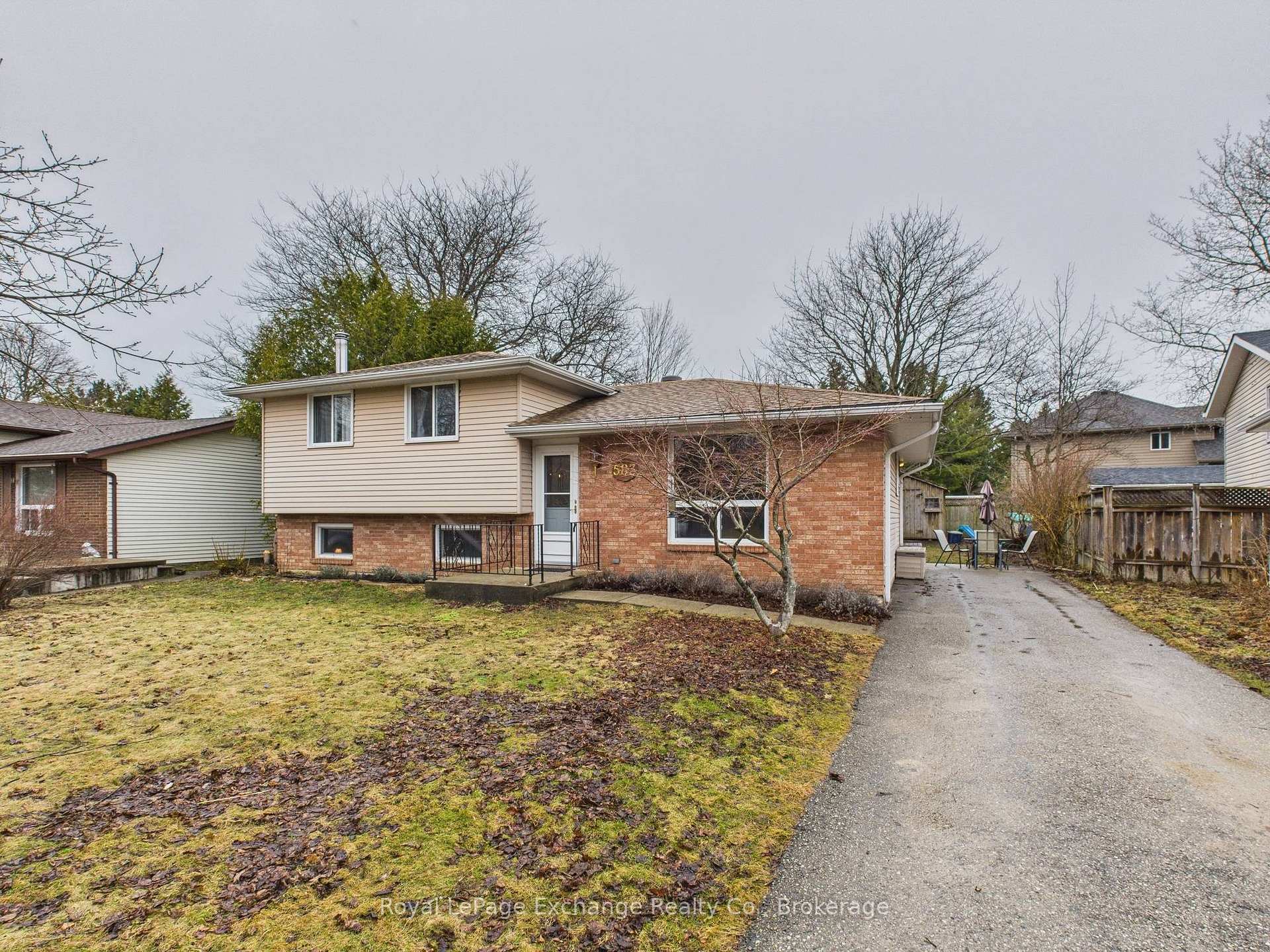 Photo 2 of 583 Scott Street, Kincardine — HOMEH