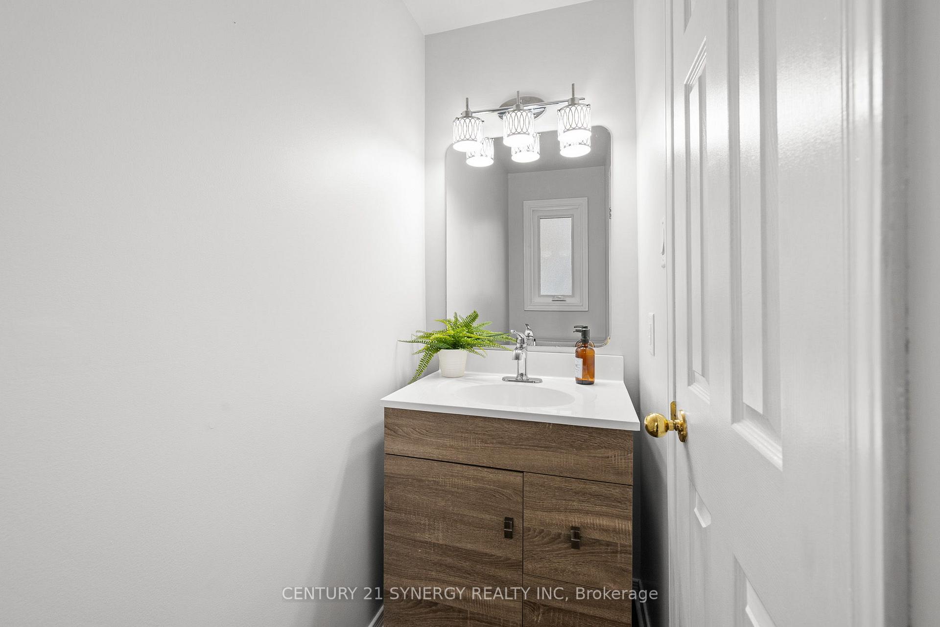 Photo 5 of 1 Hendrie Court, Ottawa, Kanata - Katimavik — HOMEH