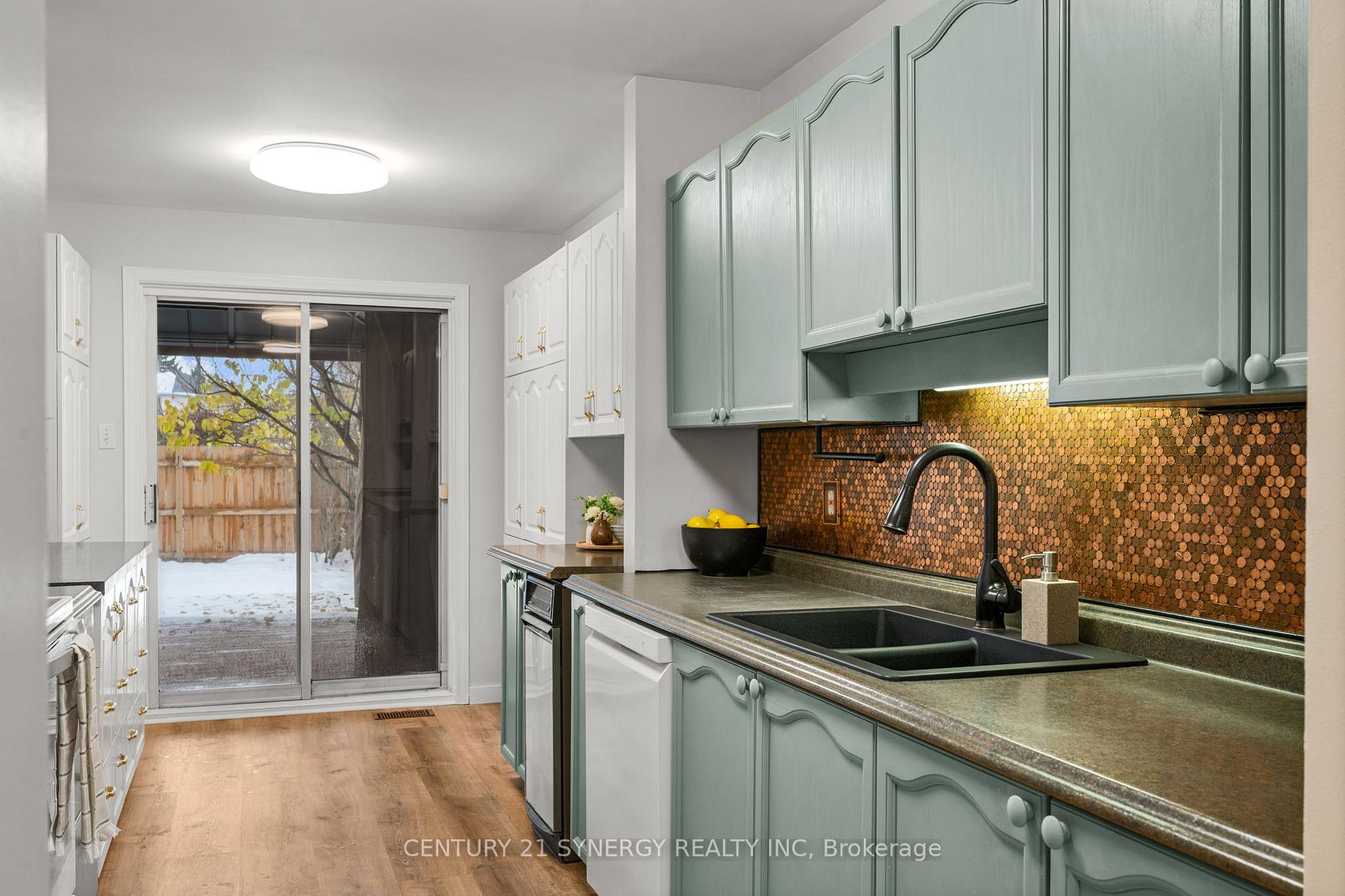 Photo 10 of 1 Hendrie Court, Ottawa, Kanata - Katimavik — HOMEH