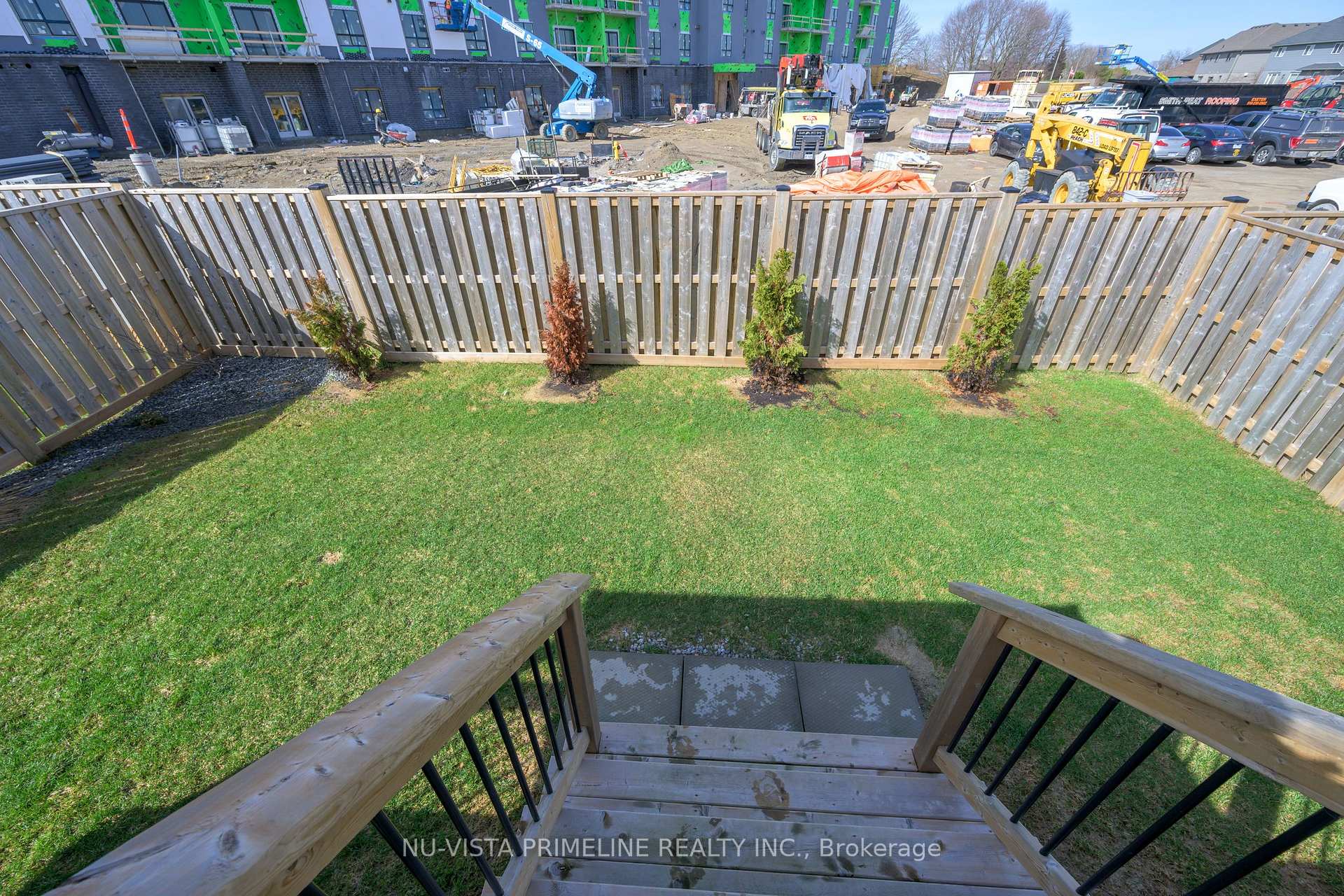 Photo 8 of 23 Olde Clover Drive, Lucan Biddulph, Lucan — HOMEH