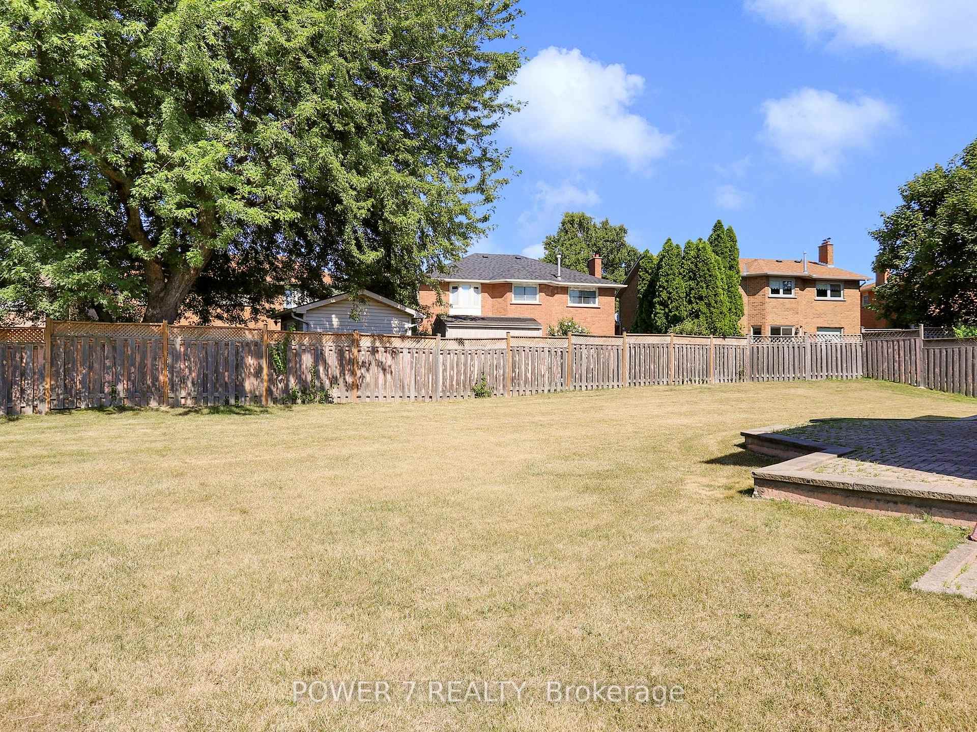 Photo 43 of 54 Hewlett Crescent, Markham, Markville — HOMEH