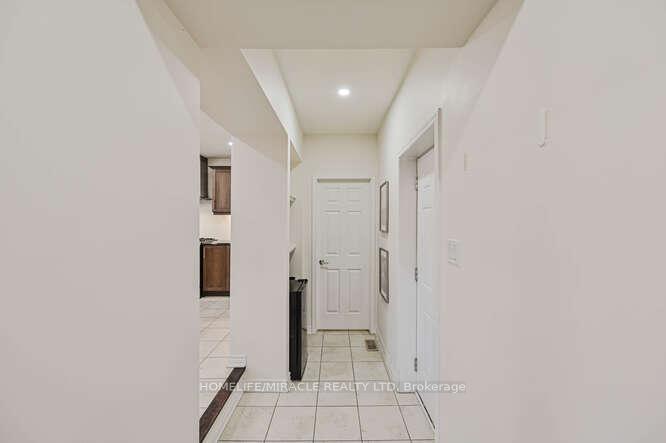 Photo 18 of 103 Watermill Street, Kitchener — HOMEH