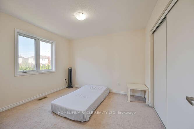 Photo 35 of 103 Watermill Street, Kitchener — HOMEH
