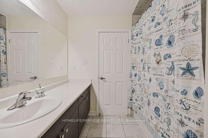 Photo 40 of 103 Watermill Street, Kitchener — HOMEH