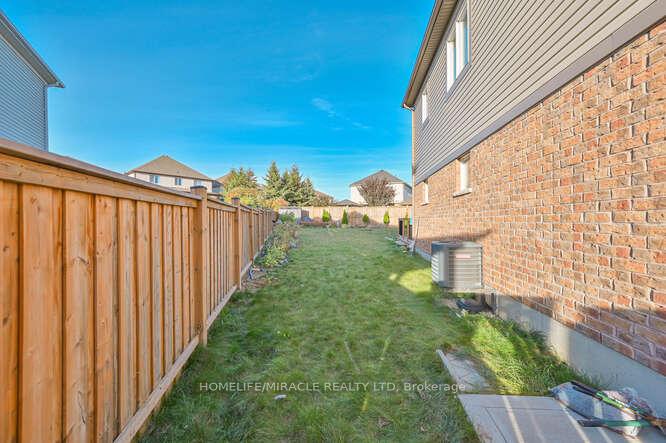 Photo 41 of 103 Watermill Street, Kitchener — HOMEH