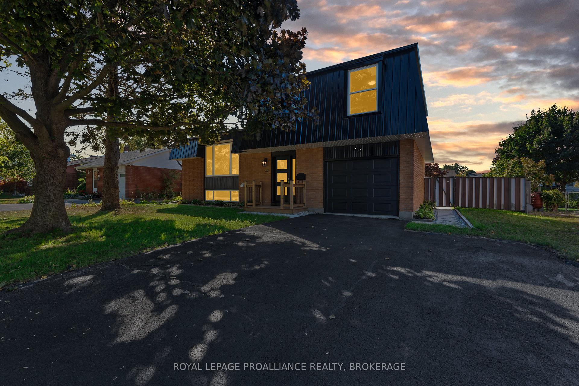 Photo 2 of 47 Inverness Crescent, Kingston, West of Sir John A. Blvd — HOMEH