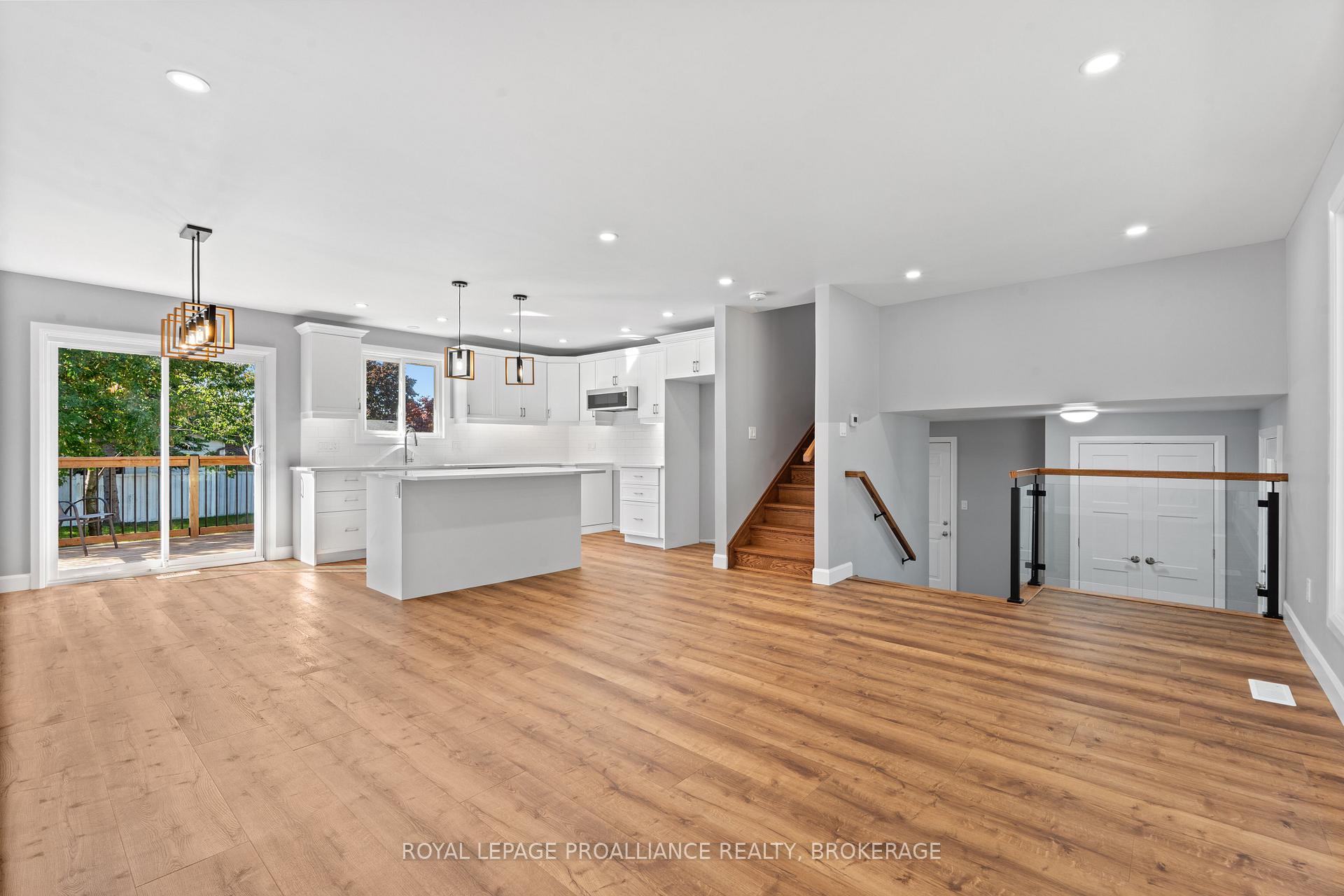 Photo 8 of 47 Inverness Crescent, Kingston, West of Sir John A. Blvd — HOMEH