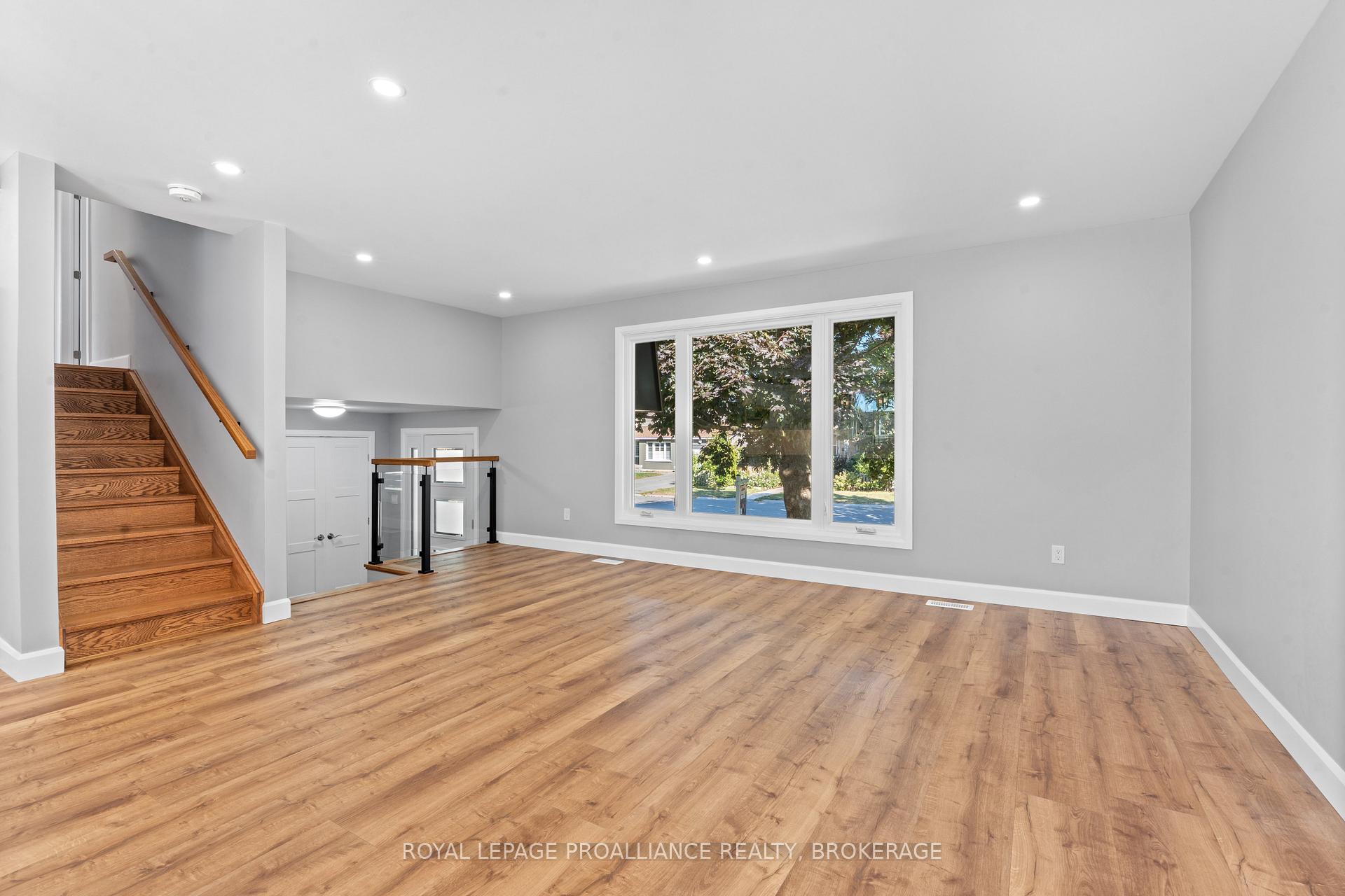 Photo 9 of 47 Inverness Crescent, Kingston, West of Sir John A. Blvd — HOMEH